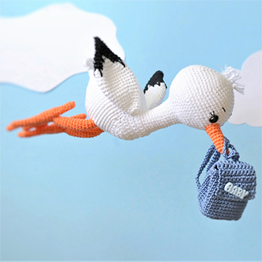 Sydney-the-stork-crochet-amigurumi-pattern