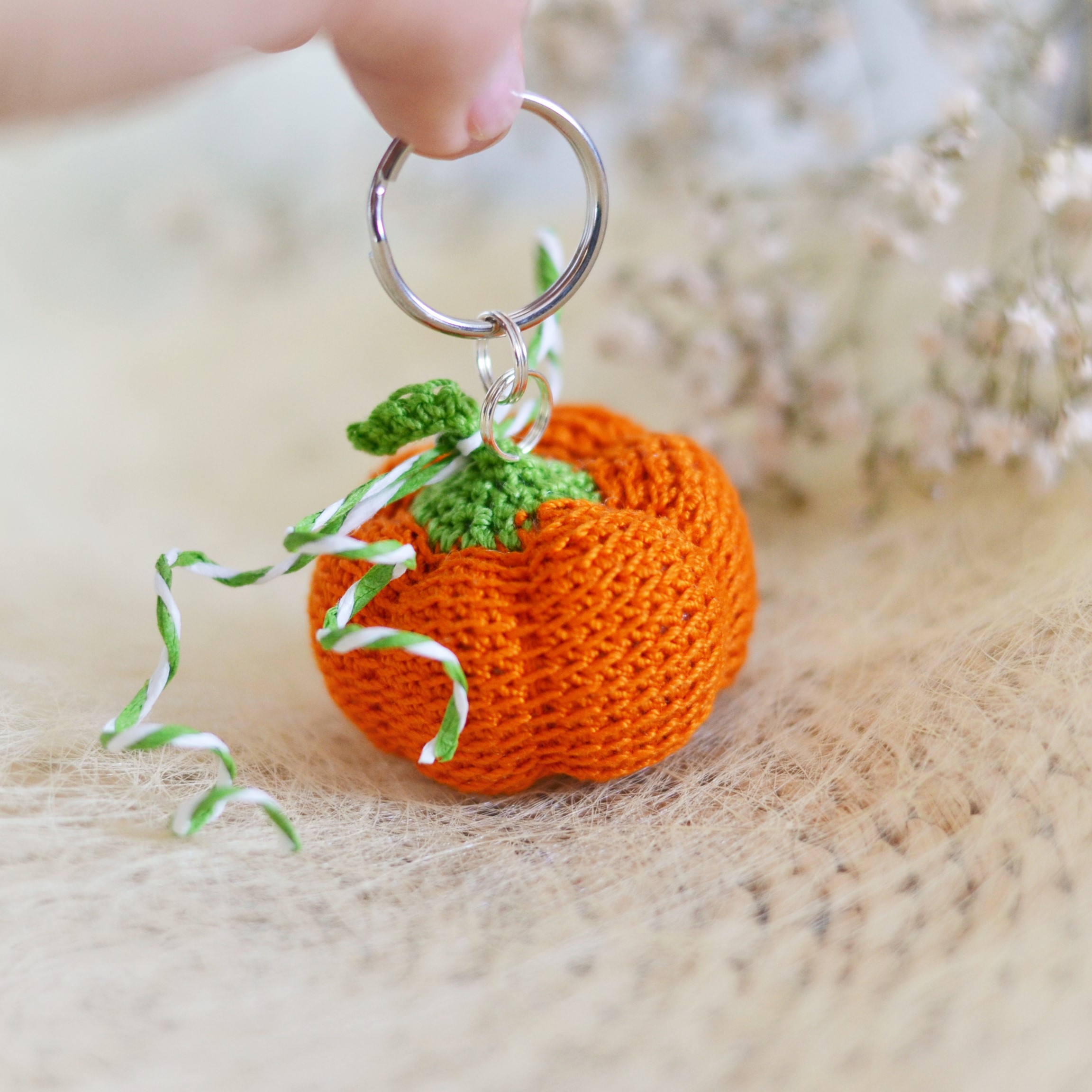 Fried Egg Purse - 08: How to crochet the bread keychain - YouTube