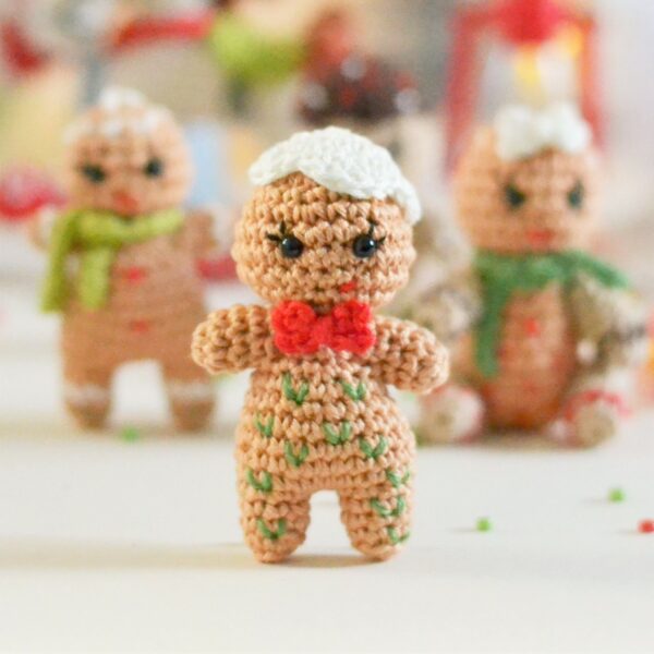gingerbread man crochet pattern